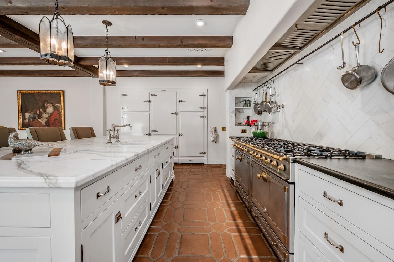 How Professional Remodeling Contractors Make Your Dreams Come True